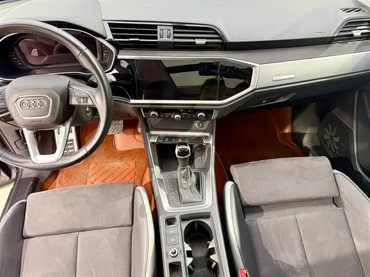 Audi Q3 2021 35 TFSI Enterprising & Dynamic - миниатюра 3