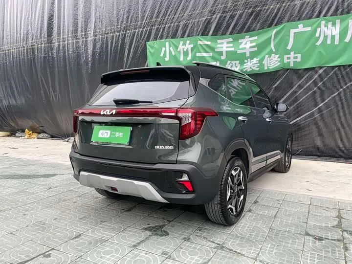 KIA Seltos 2023 1.5L CVT Premium Edition - миниатюра 2