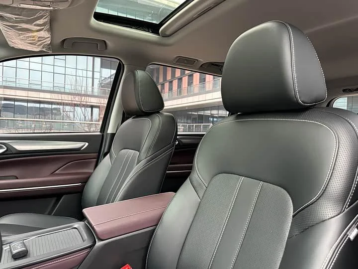 Trumpchi M6 PRO 270T Automatic Deluxe Edition 2021 - миниатюра 4