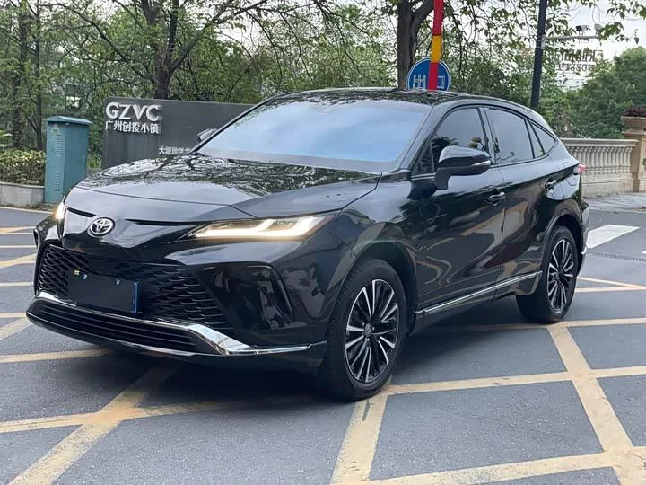 Toyota Venza 2024 2.0L CVT Premium Edition - изображение 1