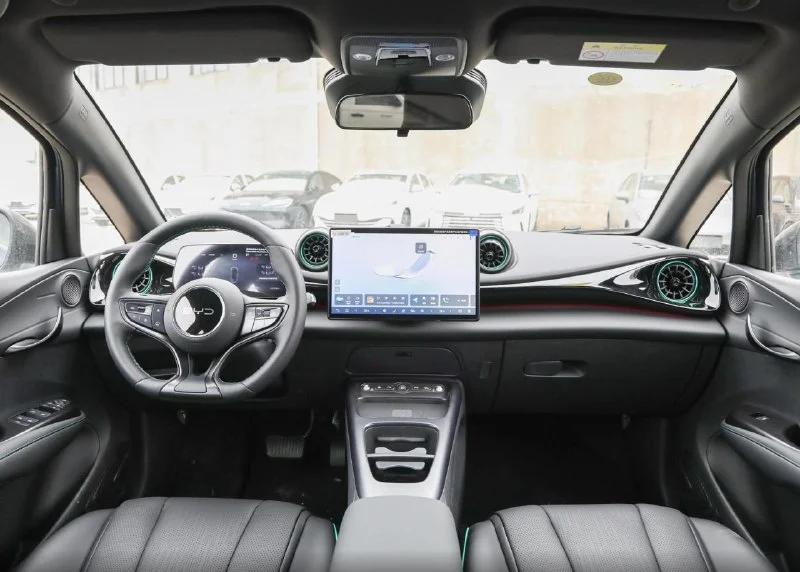 BYD Dolphin 2025 Smart Driving Edition 410K - миниатюра 4