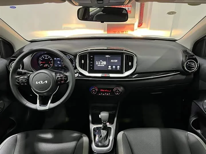 Kia KX1 2026 1.4L Sunroof Version - миниатюра 3