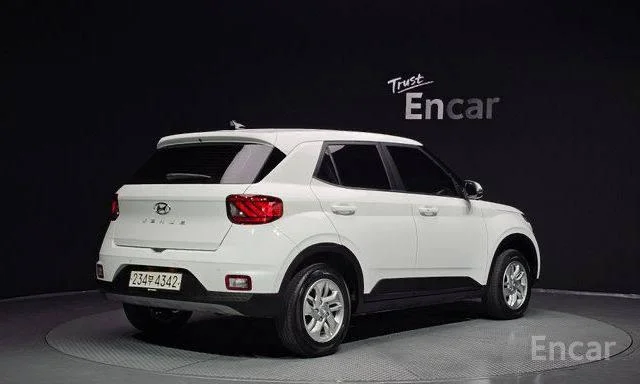 Hyundai Venue 1.6 Premium 2023 - миниатюра 2
