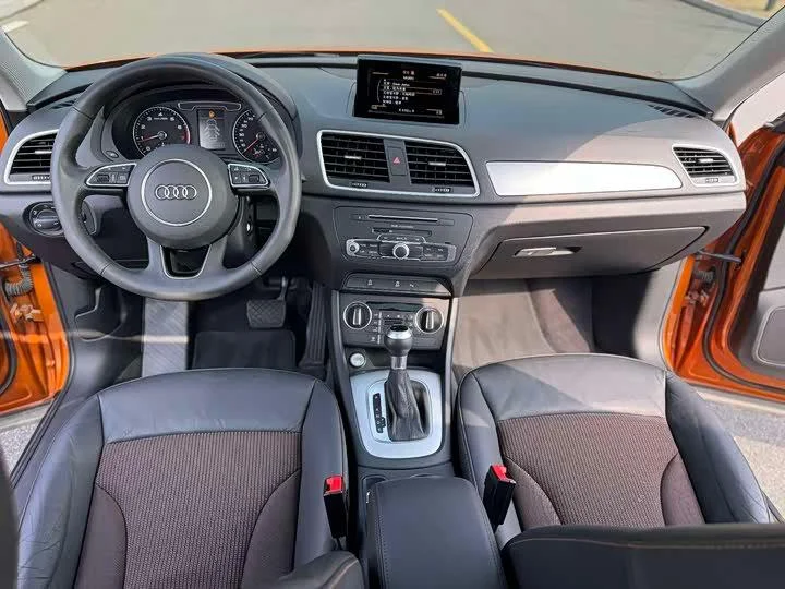 Audi Q3 2018 30 TFSI Fashion Collector's Edition - миниатюра 3