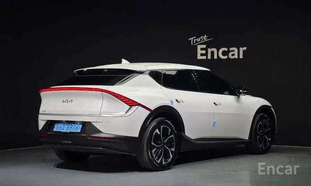 Kia EV6 Long Range 4WD Air 2021 - миниатюра 2