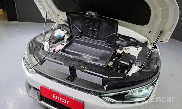Kia EV6 Long Range 4WD Air 2021 - миниатюра 3
