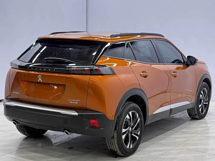 Peugeot 2008 2022 230THP The One Edition - миниатюра 2