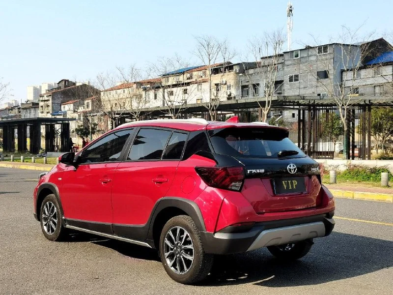 Toyota Yaris L Zhixuan X 1.5 CVT Luxury PLUS Edition 2022 - миниатюра 2