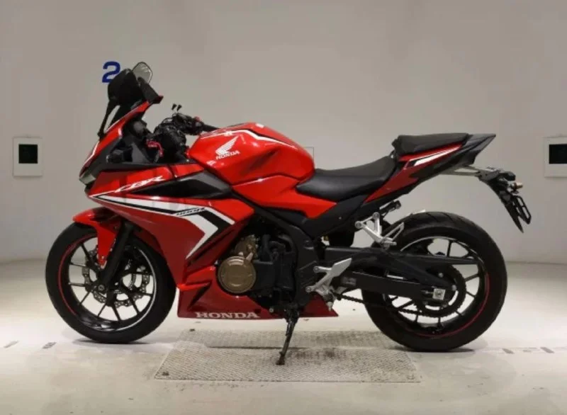 Honda CBR400R 2021 - изображение 1