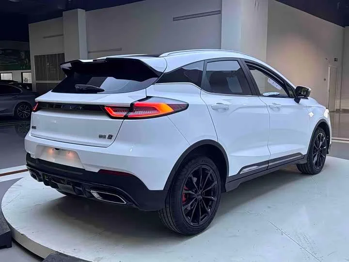 Geely Emgrand S 2021 1.4T CVT Premium Type - миниатюра 2