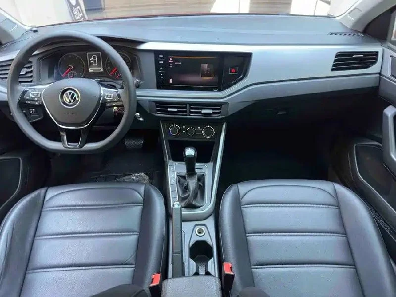 Volkswagen Polo 2021 Plus 1.5L AT Panorama Enjoyment Edition - миниатюра 3