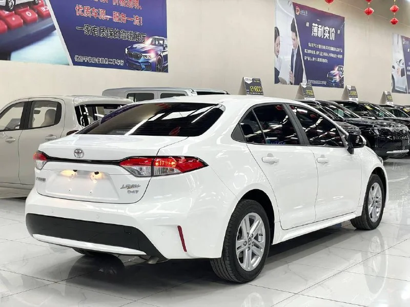 Toyota Levin 1.2 Premium 2022 - миниатюра 3