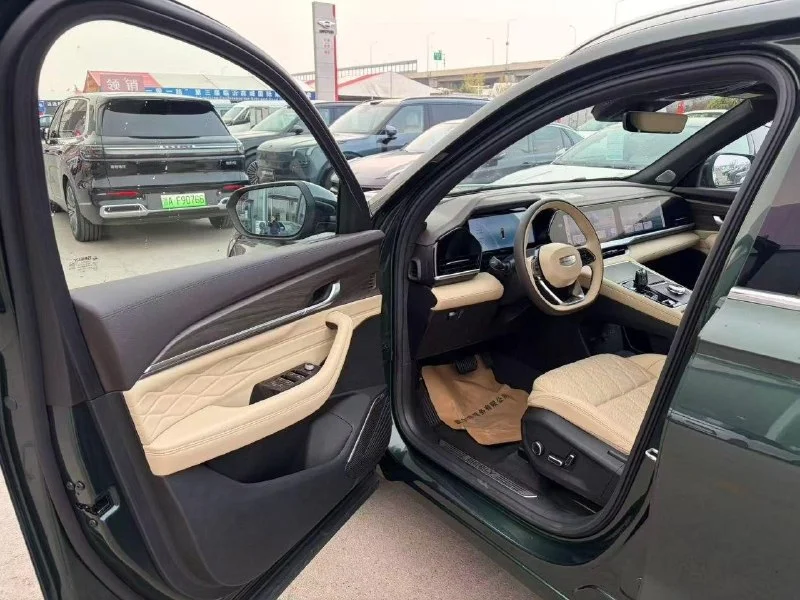 Geely Monjaro (Xingyue L) 4WD Oriental Moon Edition 2025 - миниатюра 3