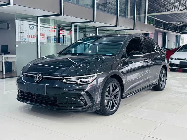 Golf 2023 280TSI DSG R-Line - изображение 1