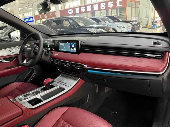 Jetour X70 Plus 2023 1.5T DCT Brave PLUS 7 мест - миниатюра 3