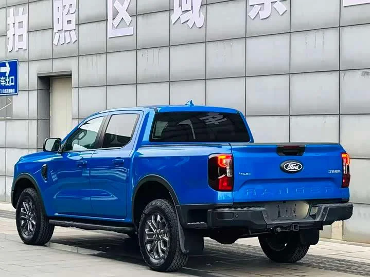 Ford Ranger Explorer 4WD 2023 — НОВЫЙ - миниатюра 2