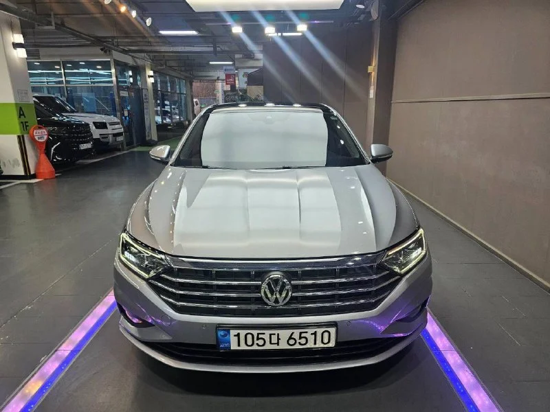 Volkswagen Jetta 1.4 Prestige 2021 - изображение 1