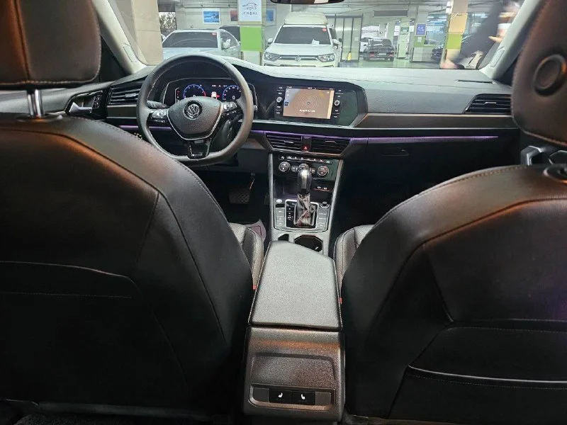 Volkswagen Jetta 1.4 Prestige 2021 - миниатюра 4