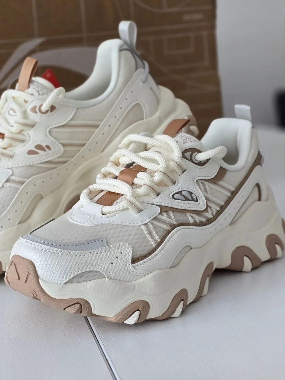 Женские кроссовки Li-Ning