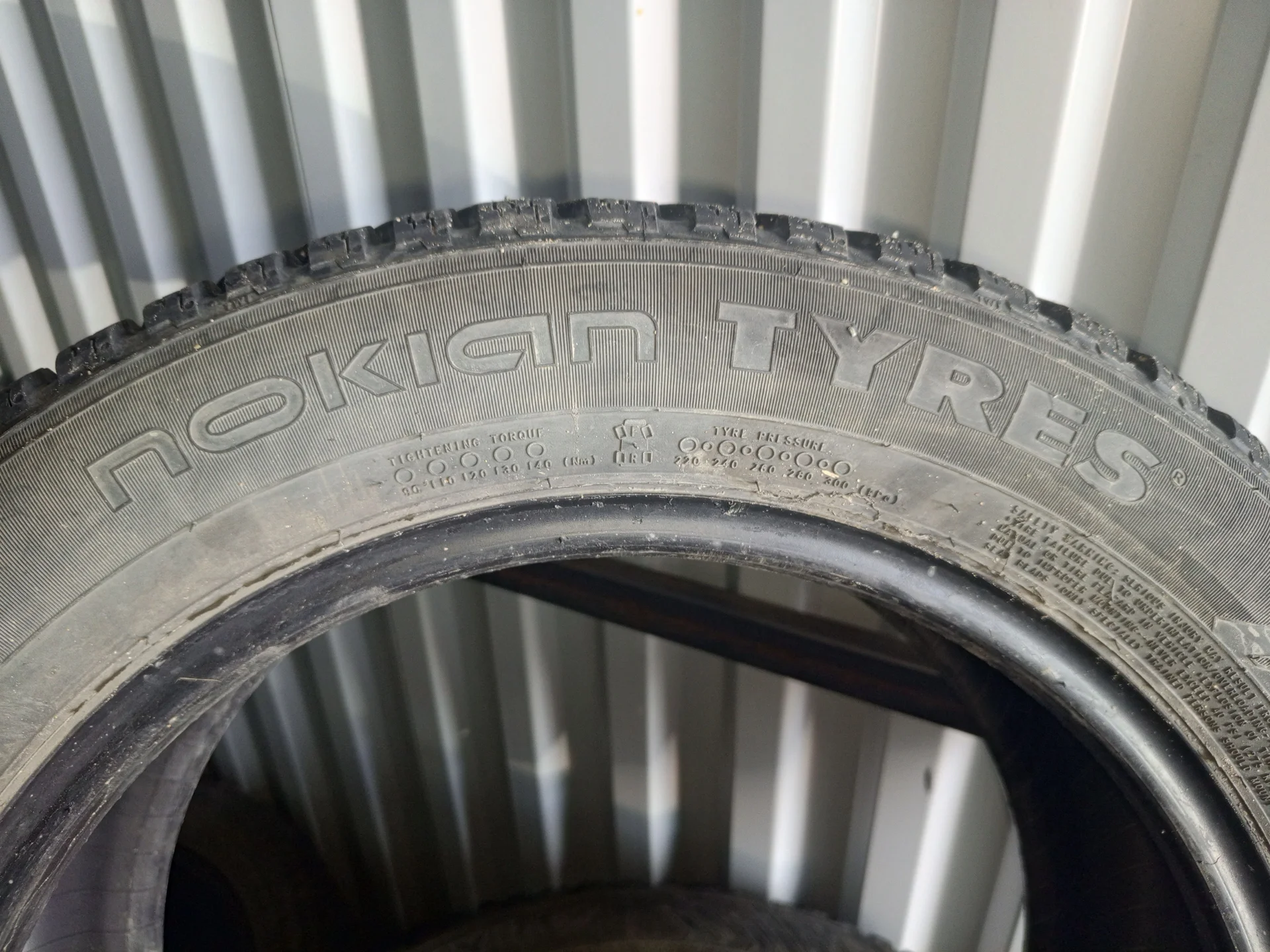 Шины зимние 205/55/16 nokian tyres - миниатюра 3