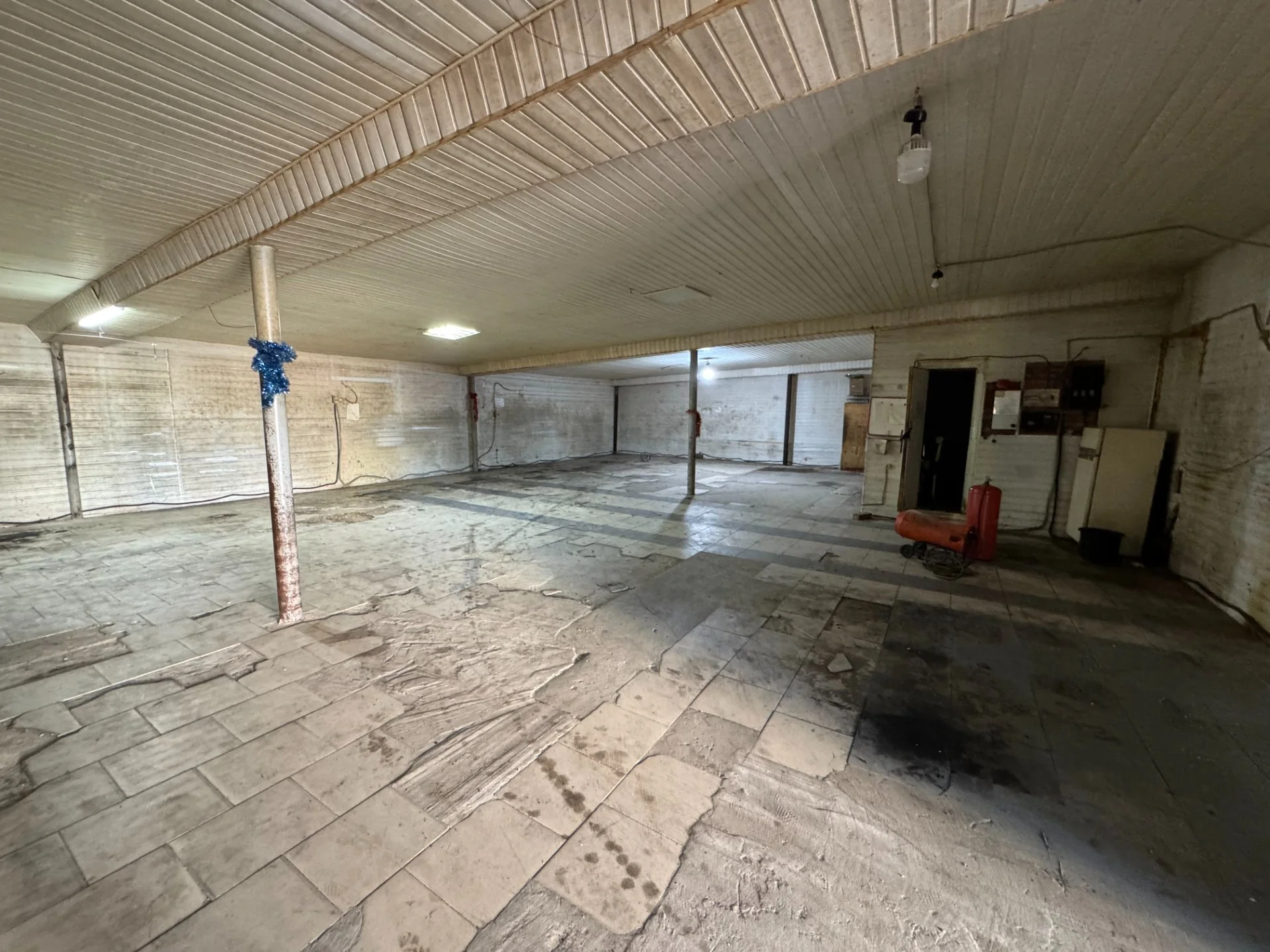 Аренда, помещение свободного назначения, 150 м² - миниатюра 3
