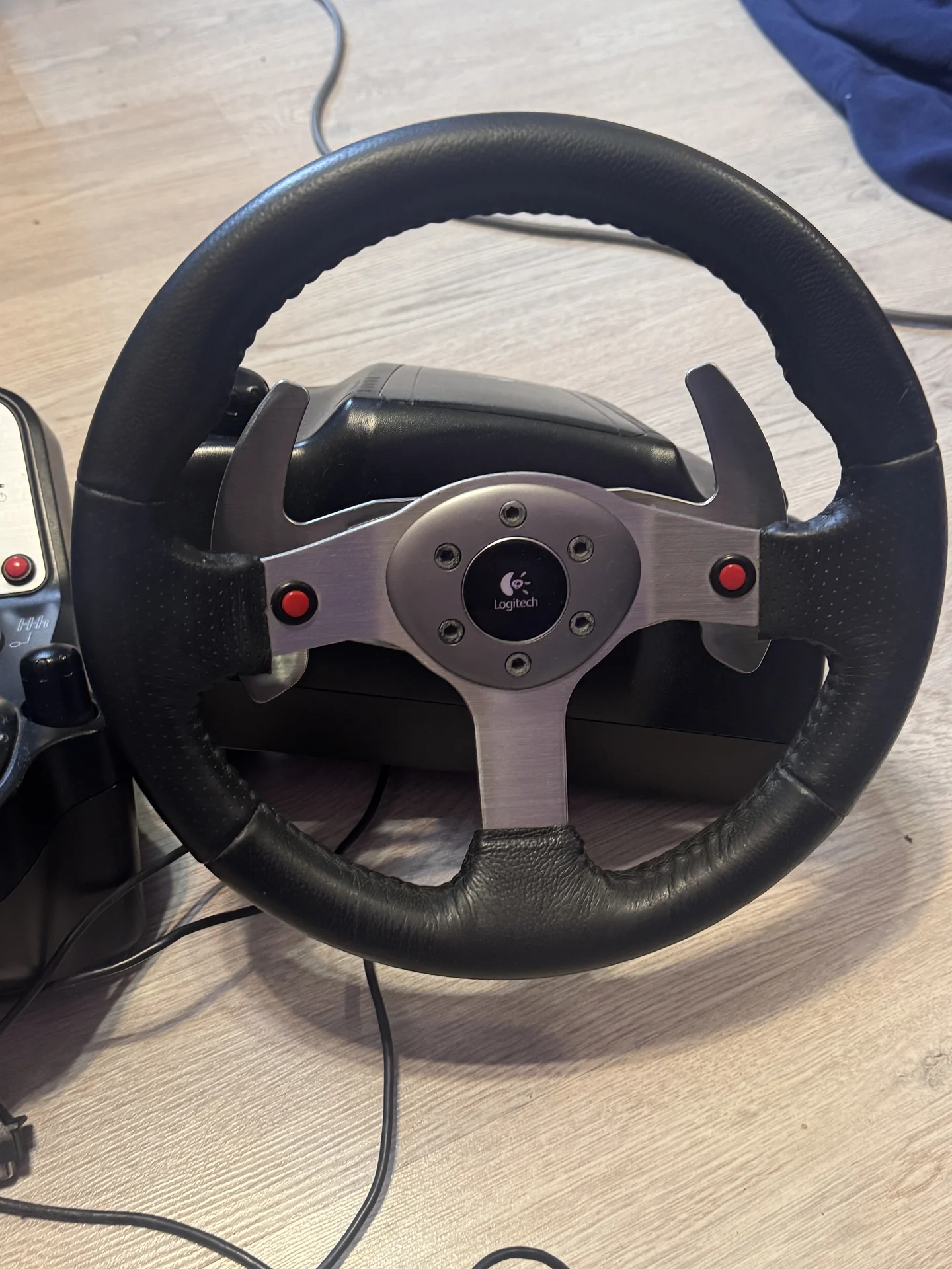 Игровой руль Logitech g25 - миниатюра 2