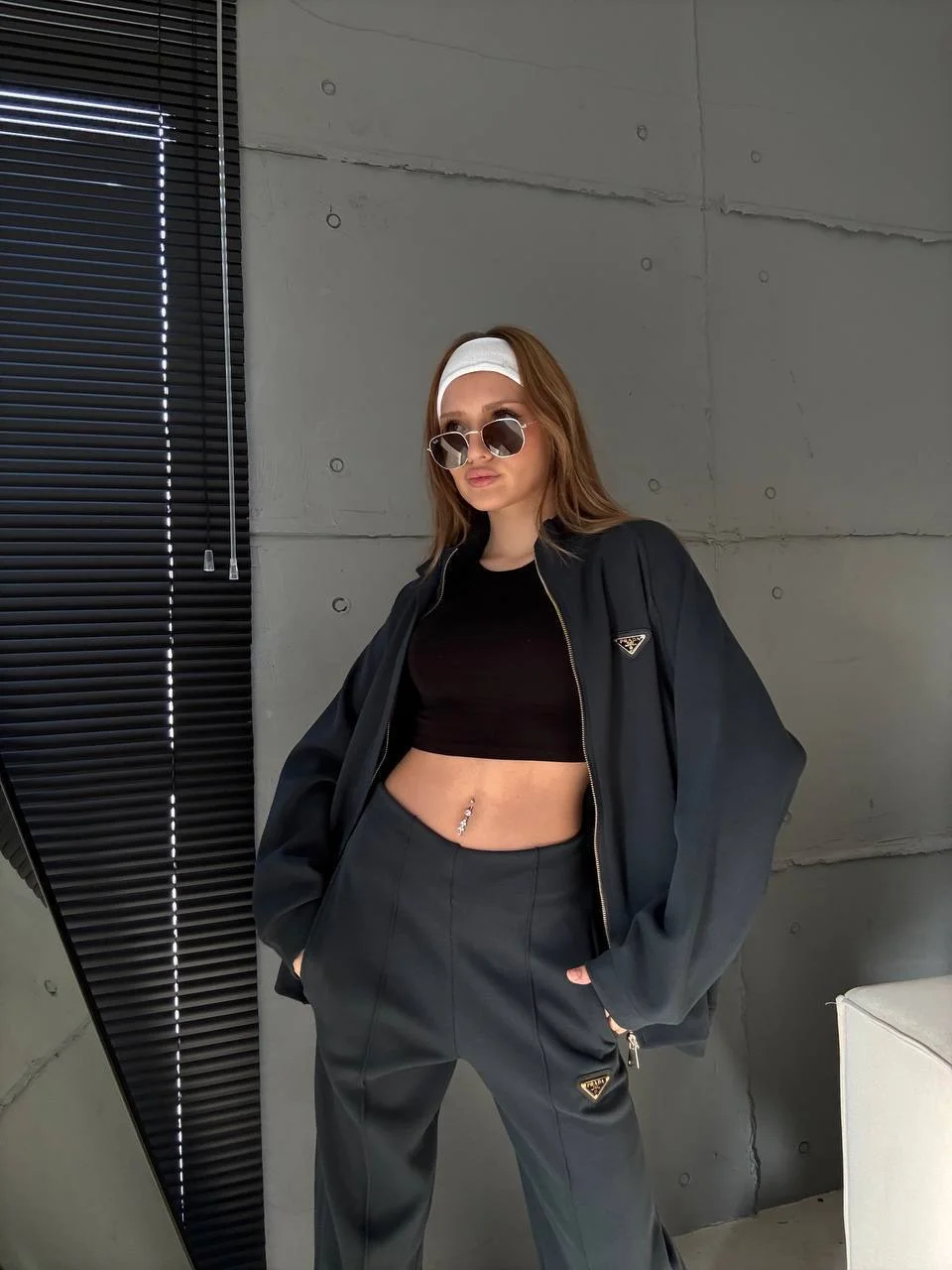Женский спортивный костюм PRADA - миниатюра 2