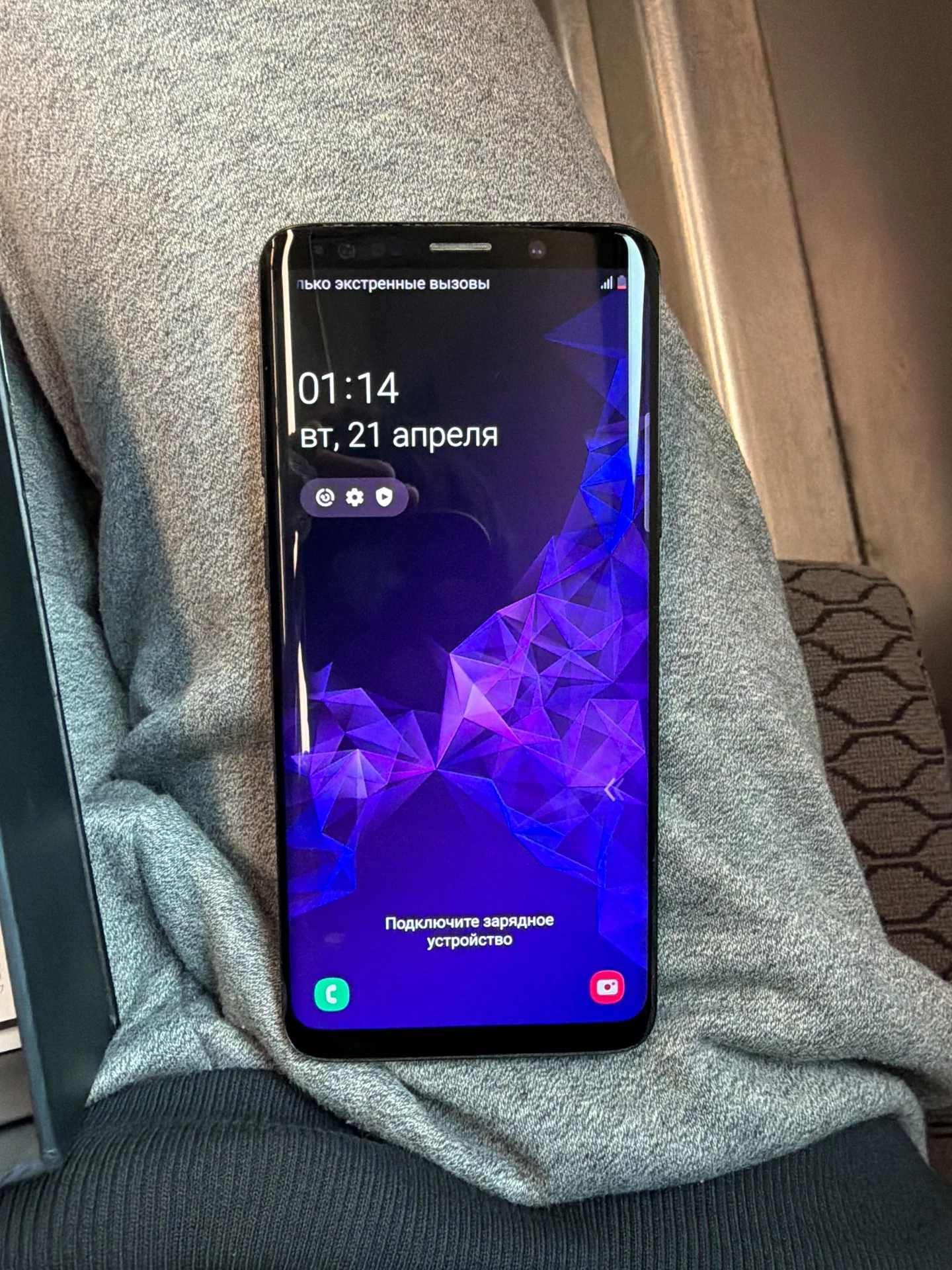 Samsung Galaxy S9 64 гб - изображение 1