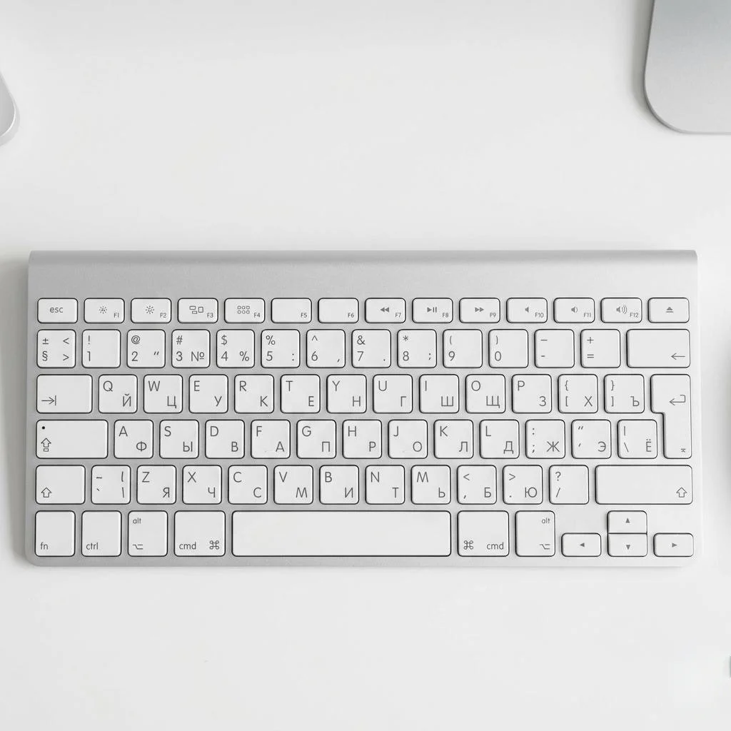 Клавиатура беспроводная Apple Keyboard - изображение 1