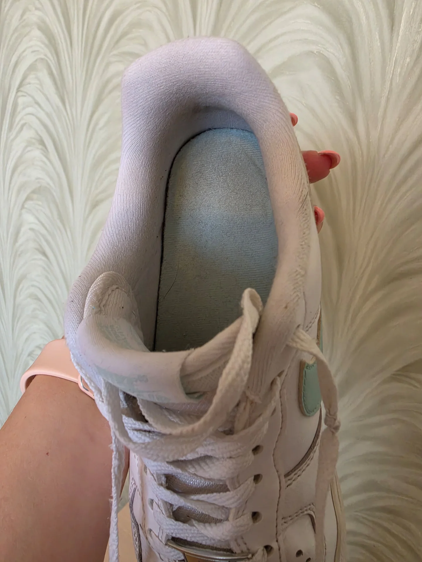 Оригинальные кроссовки Nike Air Force 1 ‘07 - миниатюра 3
