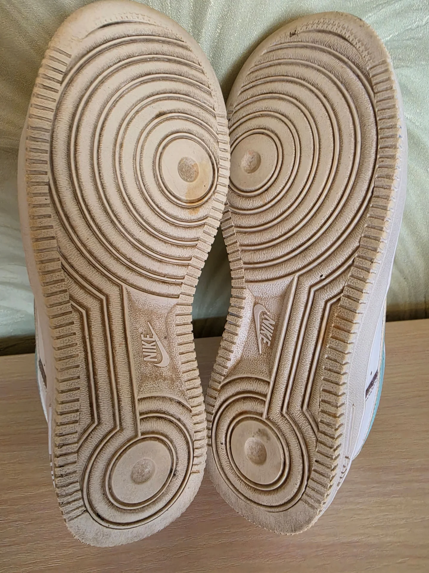 Оригинальные кроссовки Nike Air Force 1 ‘07 - миниатюра 4