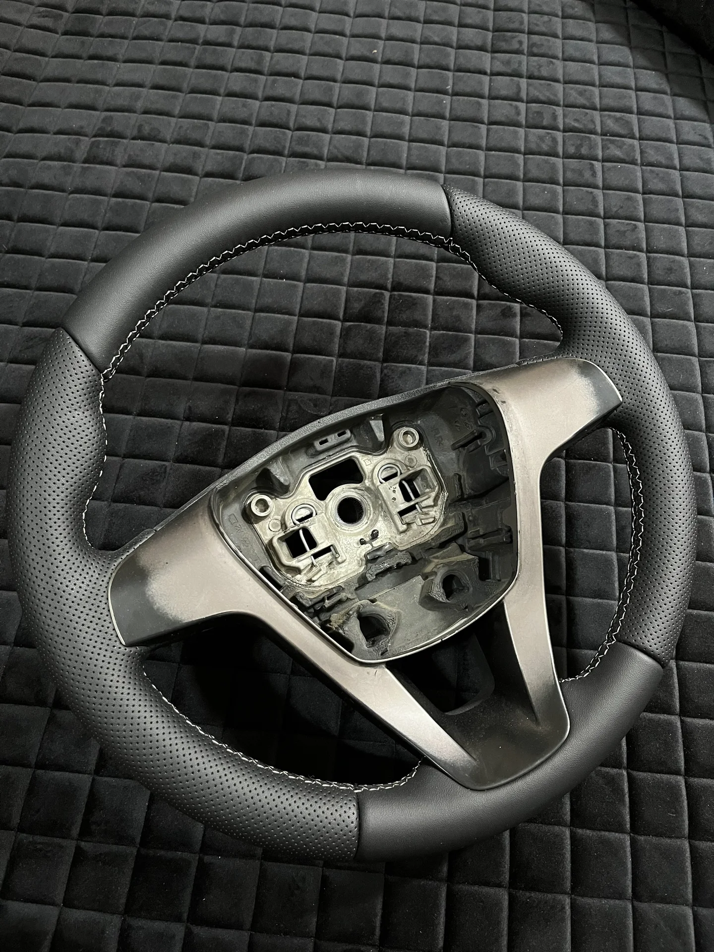 Руль Lada Vesta, X-Ray - миниатюра 2
