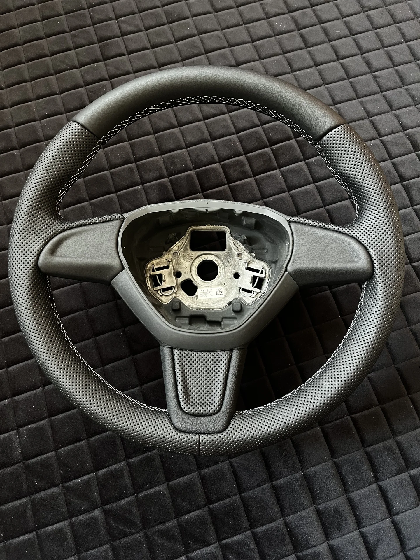 Руль Skoda Octavia A7/ Rapid