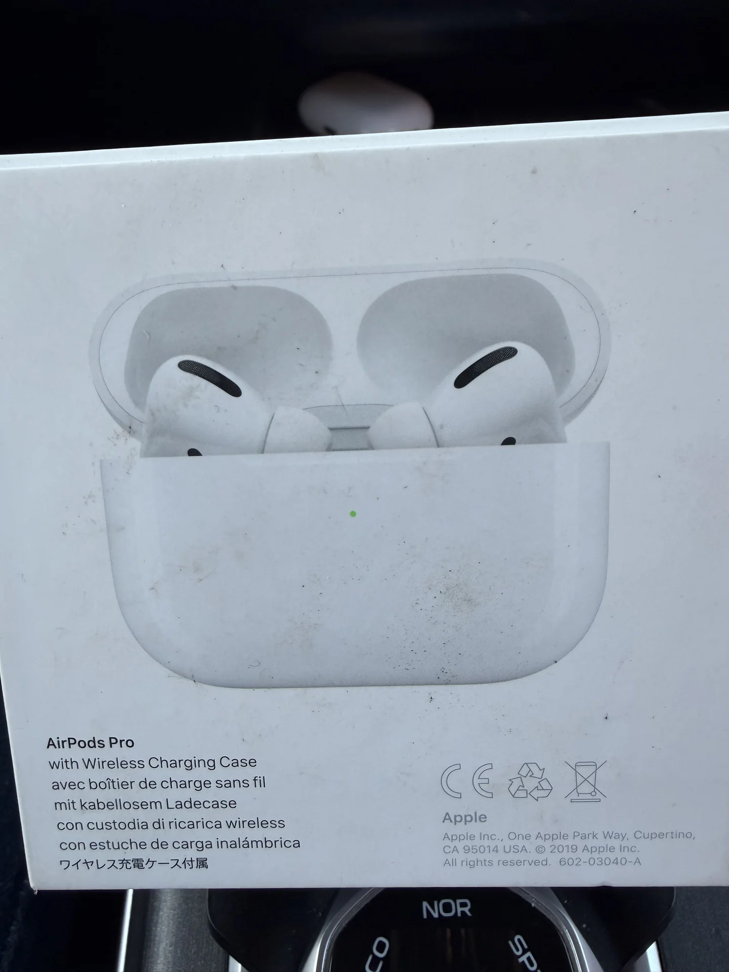 Оригинальные наушники AirPods Pro - миниатюра 2