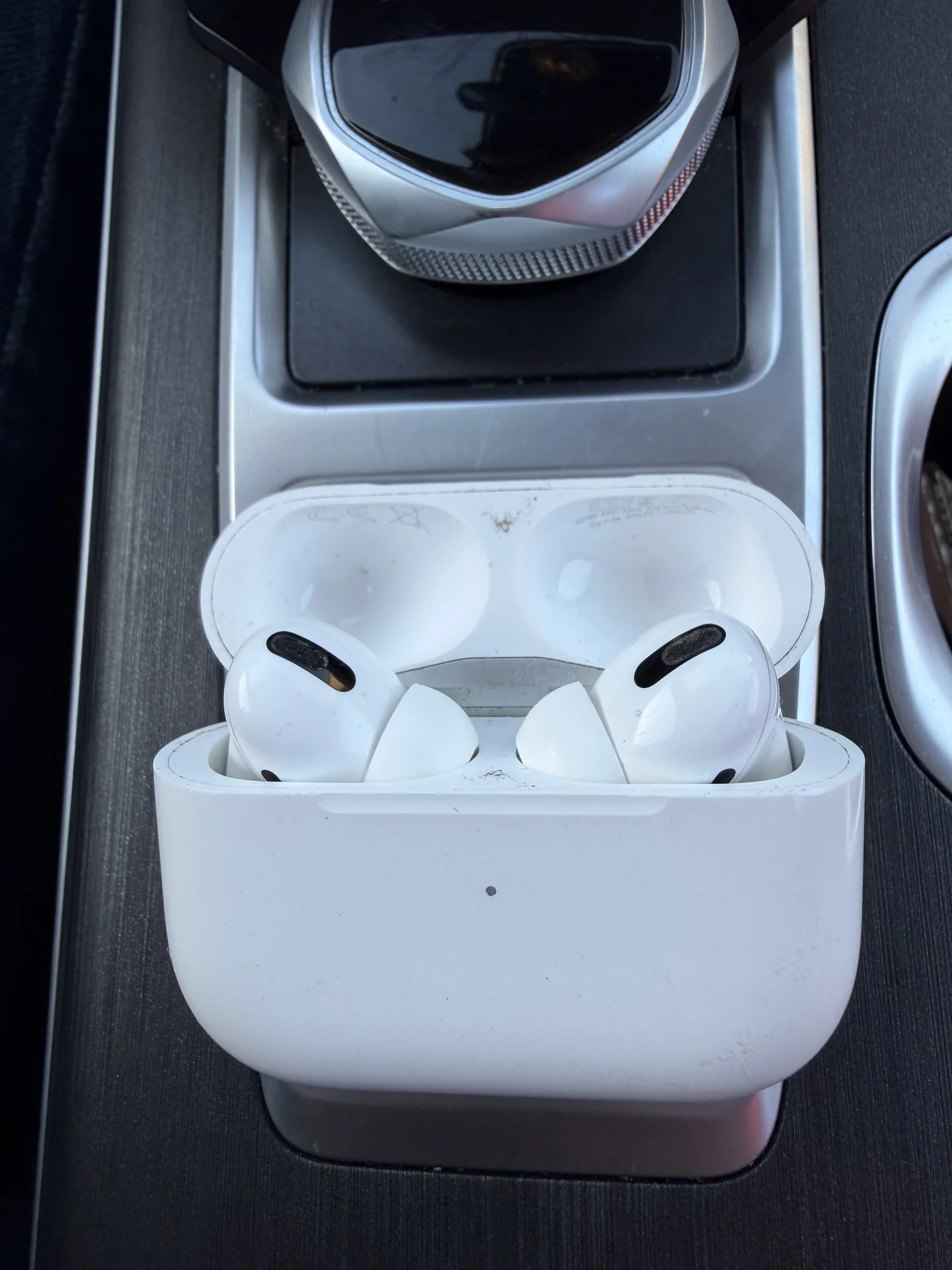 Оригинальные наушники AirPods Pro - миниатюра 4