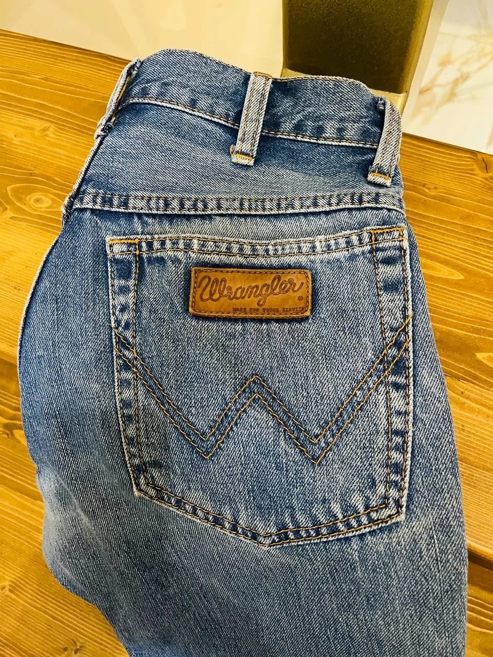 Джинсы Wrangler - миниатюра 2