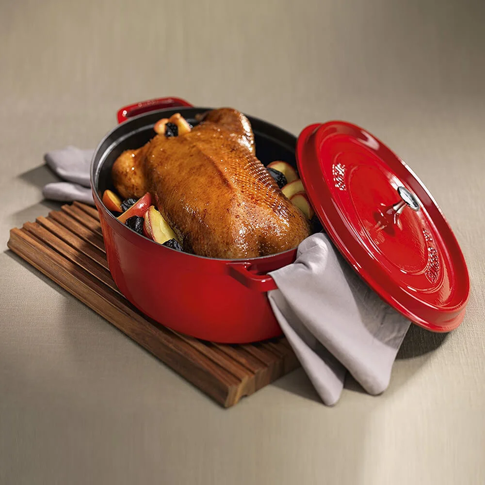 Жаровня Staub 33 x 28 см овальная вишнево-красная - миниатюра 4