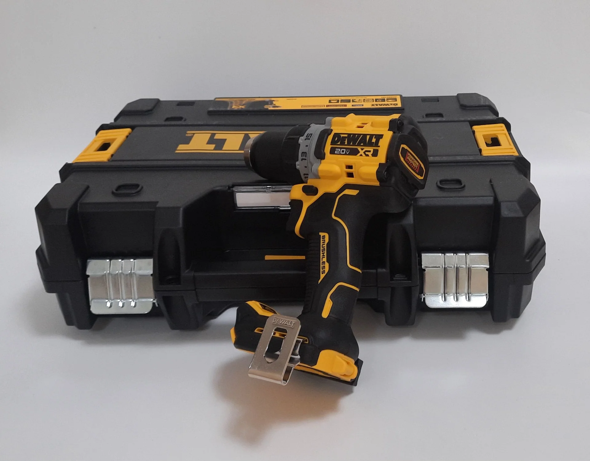 Шуроповерт DeWalt - миниатюра 2