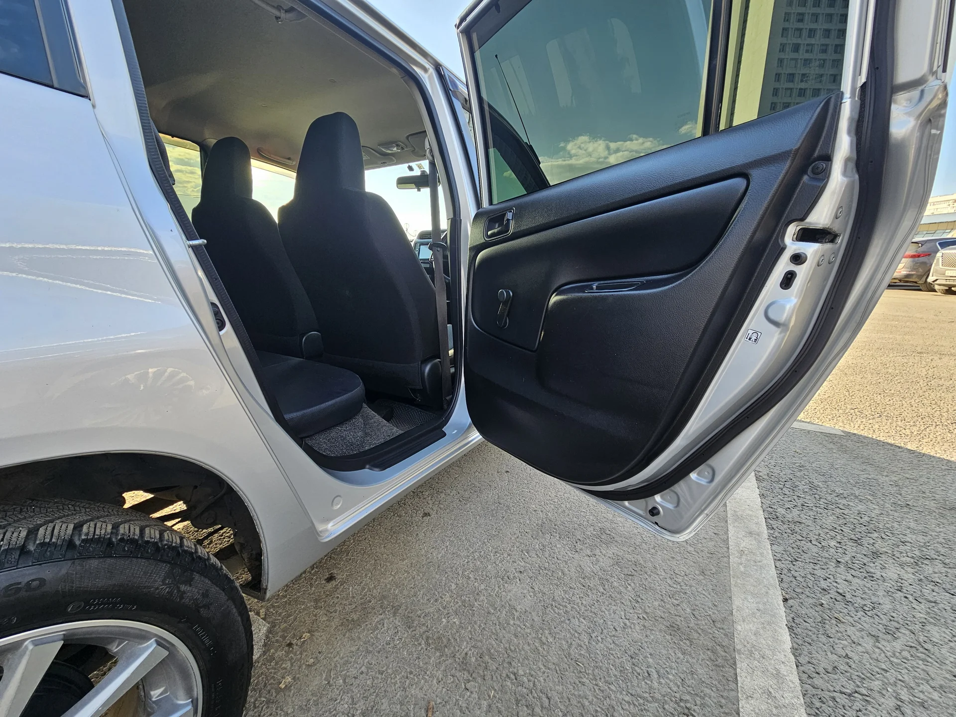 Toyota Probox 2015, рестайлинг - миниатюра 8