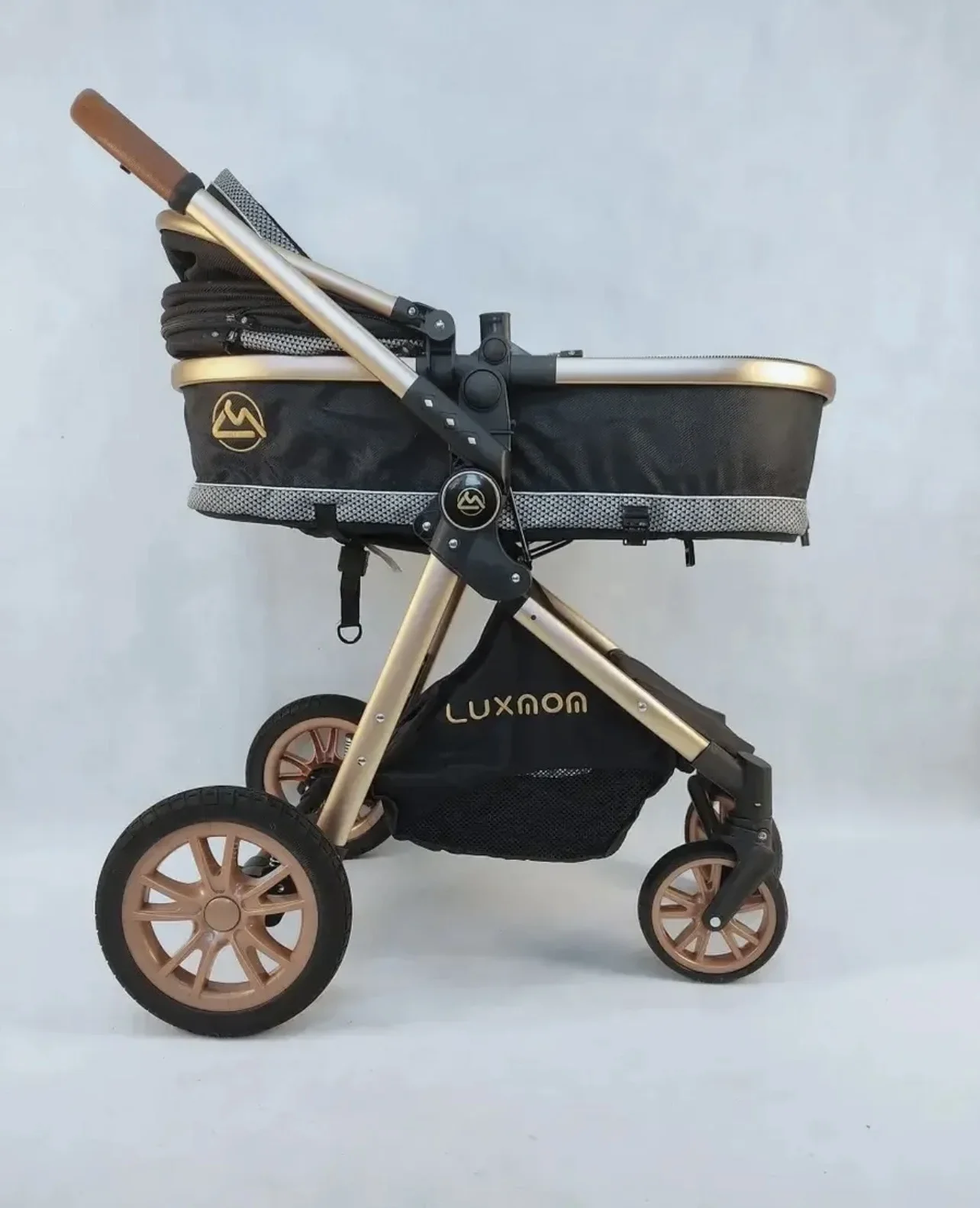 Коляска 3 в 1 Luxmom V9 - миниатюра 7