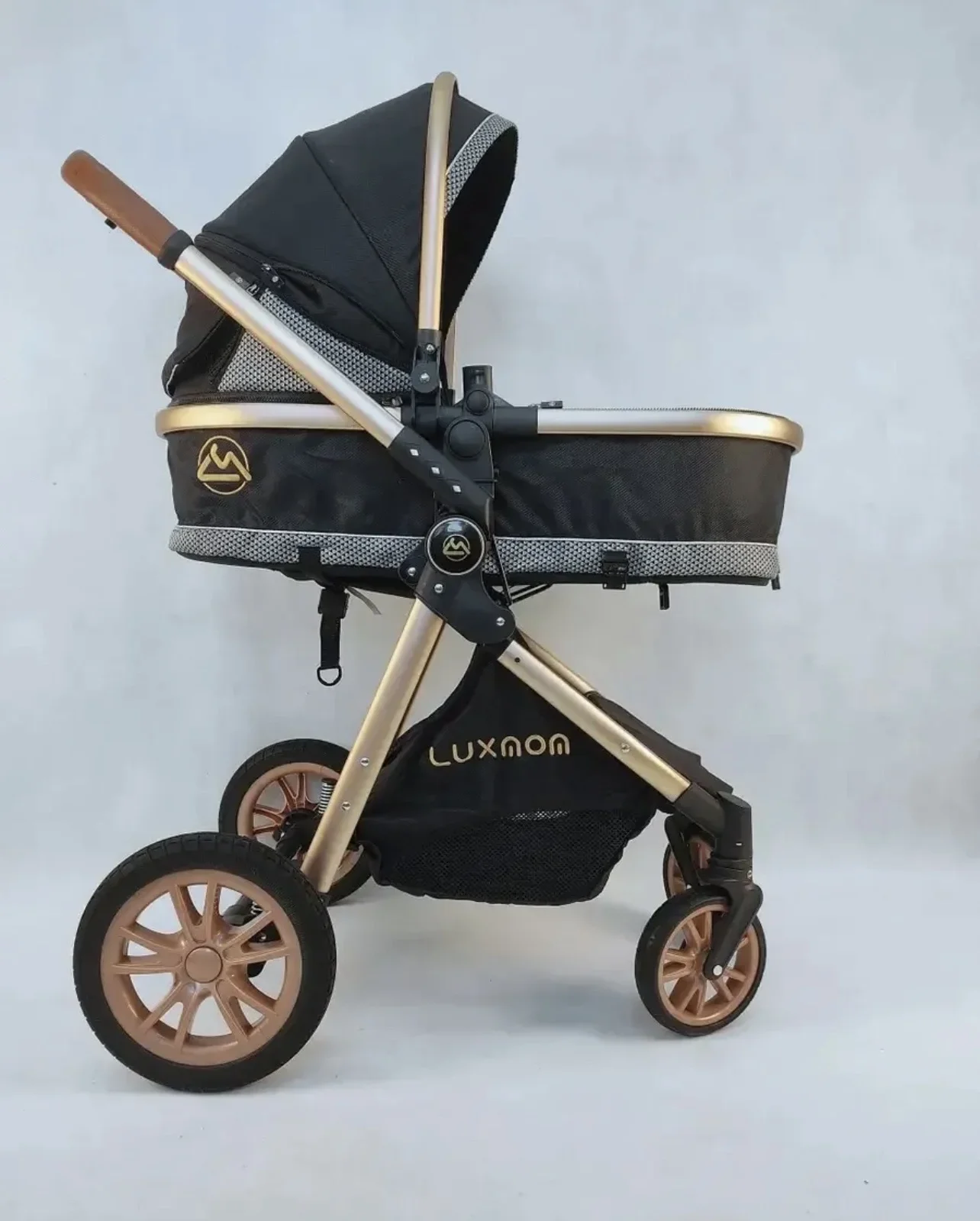 Коляска 3 в 1 Luxmom V9 - миниатюра 8