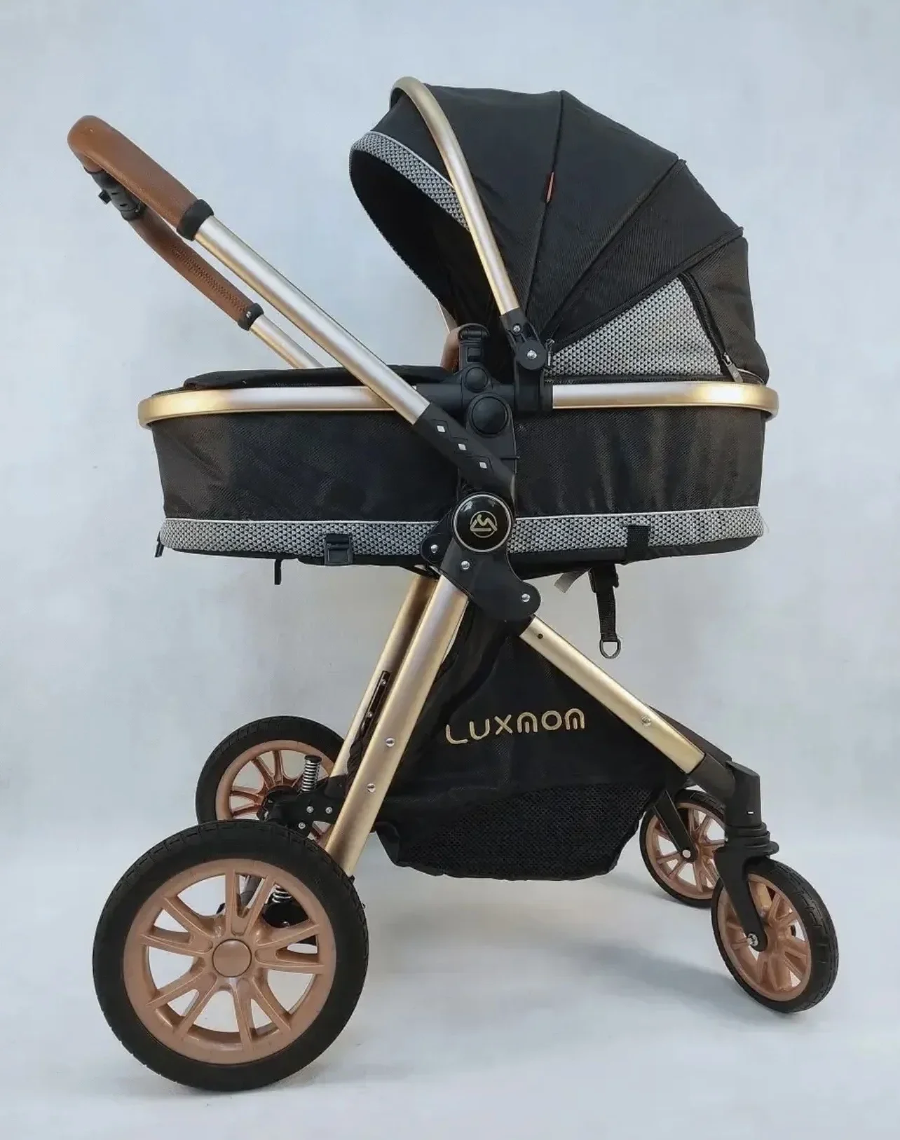 Коляска 3 в 1 Luxmom V9 - миниатюра 9