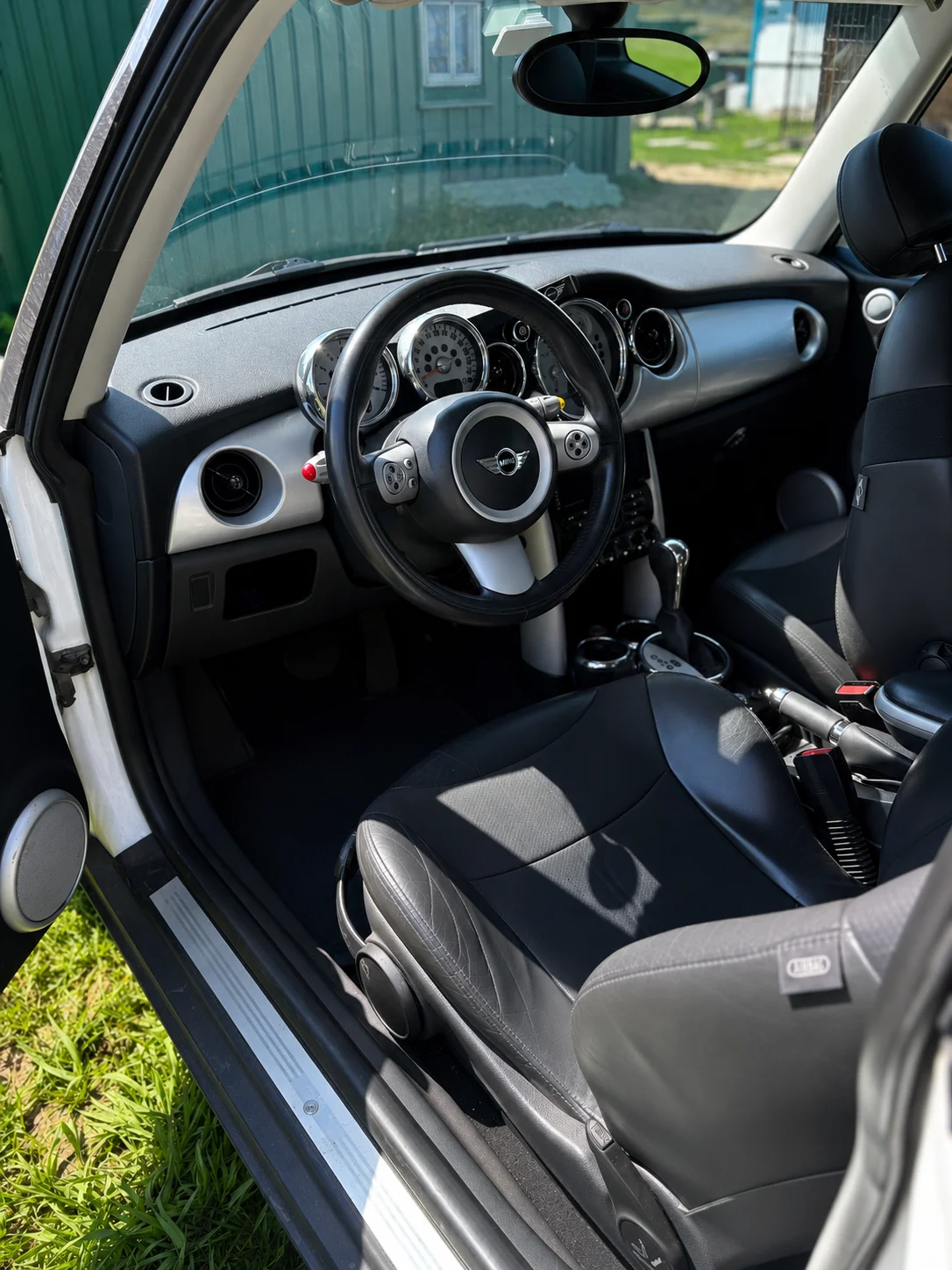 MINI Cooper Для тех, кто любит стиль - миниатюра 3
