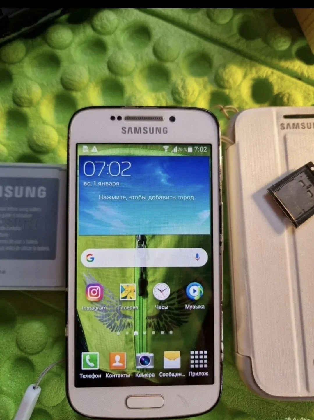 Samsung Galaxy S4 Zoom телефон - полноценный фото - миниатюра 2