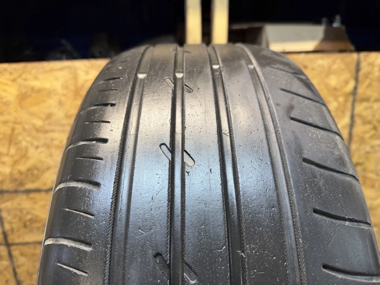 Резина летняя YOKOHAMA C.DRIVE 2 235/50 R18 - миниатюра 4