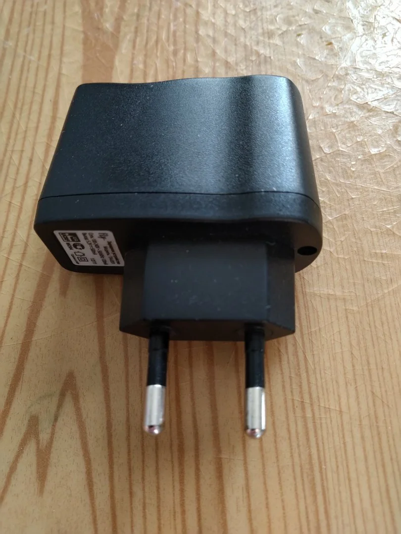 Зарядное устройство USB - миниатюра 3