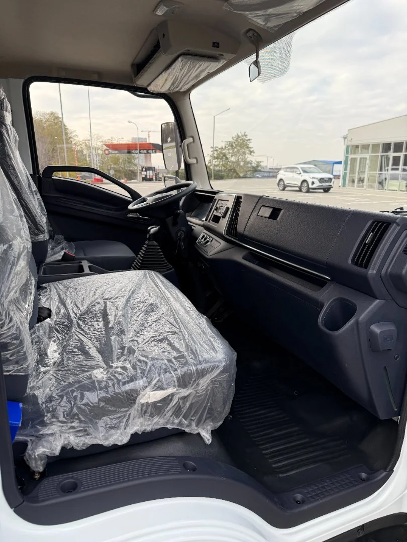 Isuzu Elf 2024г. Изотермический фургон - миниатюра 14