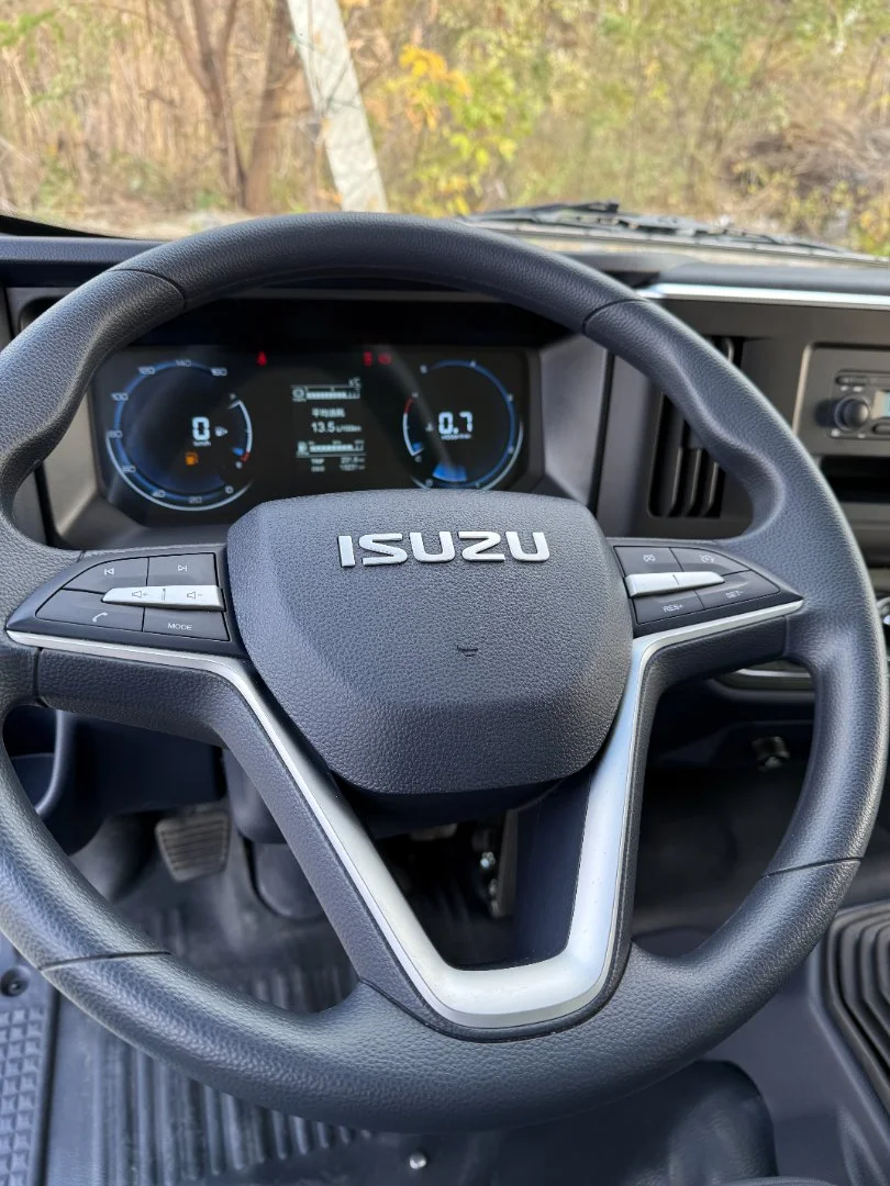 Isuzu Elf 2024г. Изотермический фургон - миниатюра 24