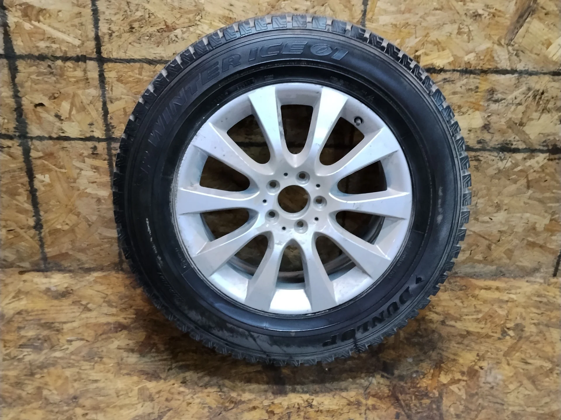 Колесо в сборе на Mercedes 265/60/18 - изображение 1