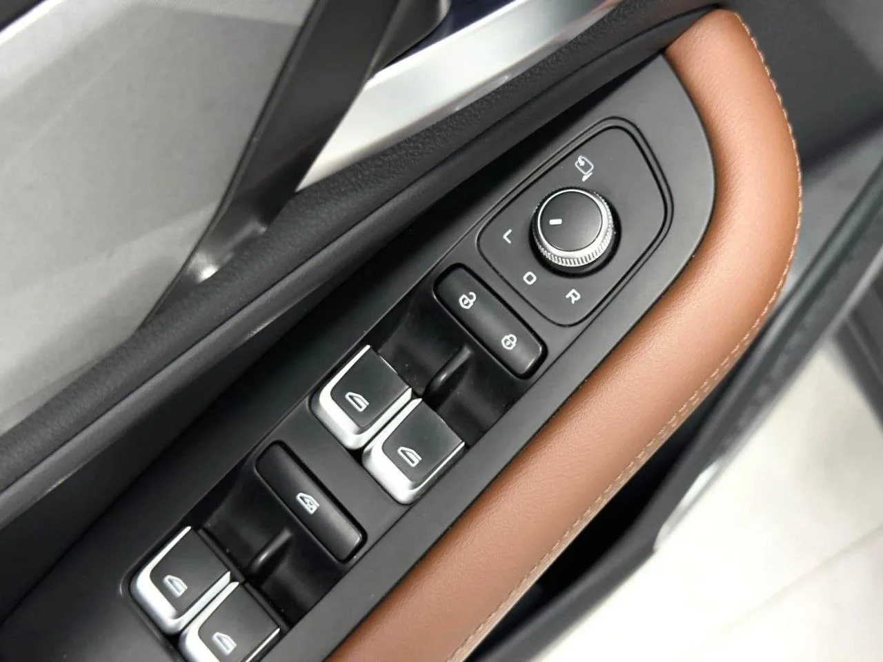 Geely Vision X6 2021 PRO 1.4T - миниатюра 5